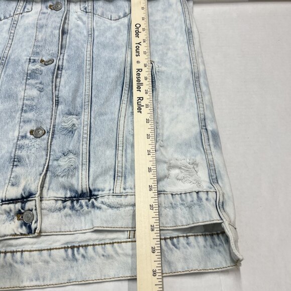 We The Free‎  Denim Jacket Womens S Distressed Light Wash Oversized Trucker Boho - Picture 5 of 10